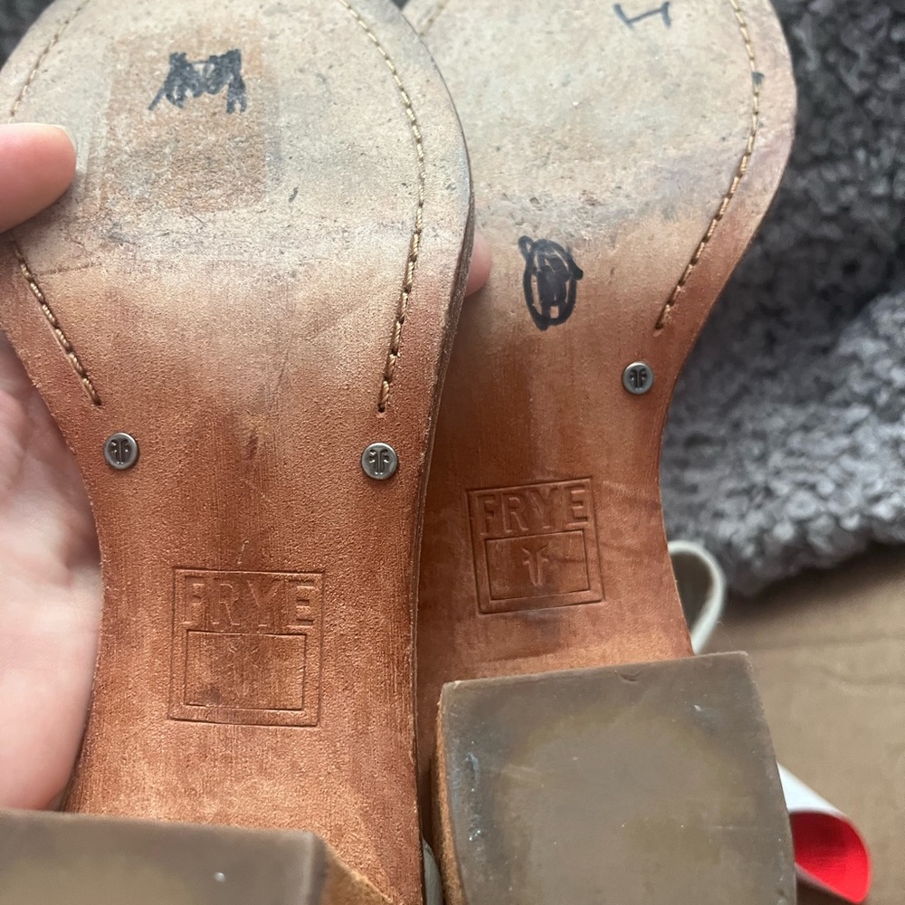 FRYE Women's Brielle Back-Zip Sandals - Picture 10 of 12